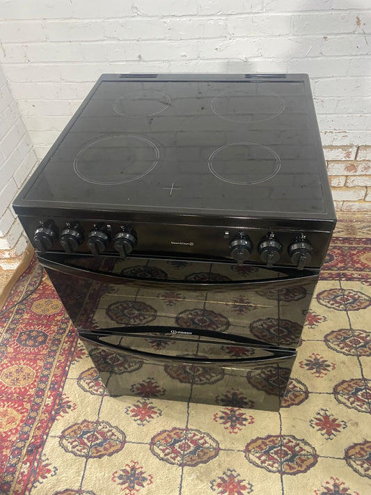 Indesit Black 60CM Electric Ceramic Cooker With Oven/Grill For Sale