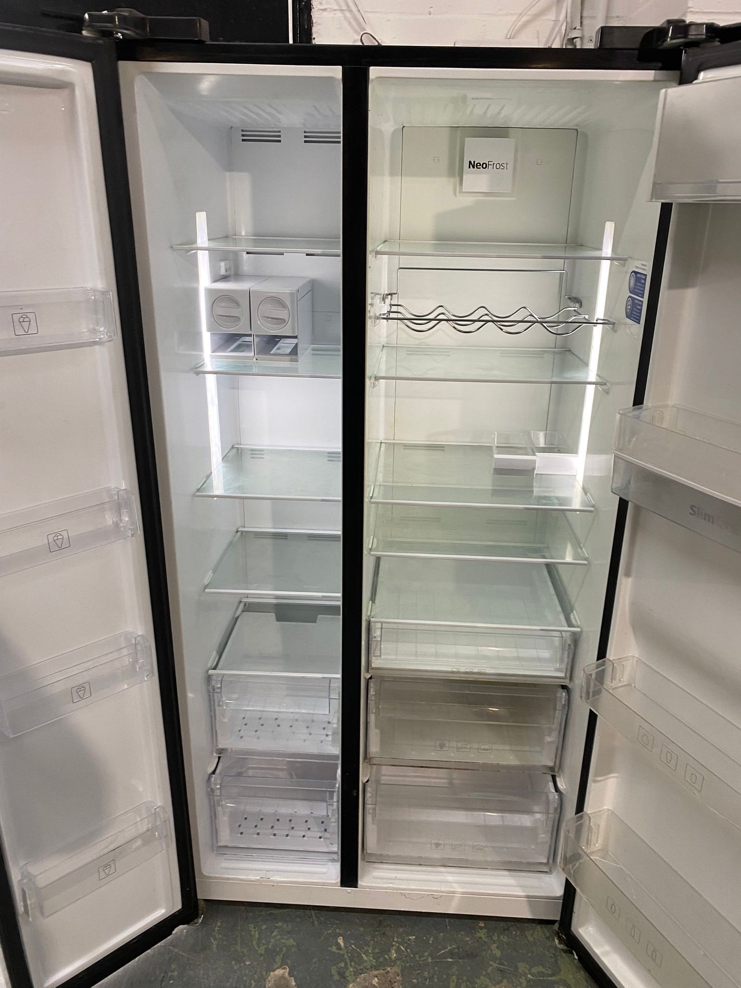 Beko Black American Fridge Freezer With Water Dispenser For Sale