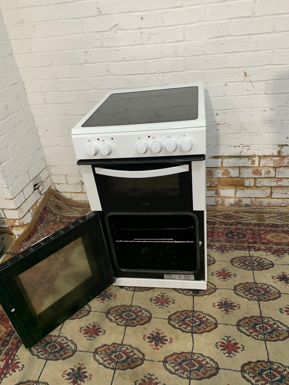 Logik 50CM Electric Ceramic Cooker