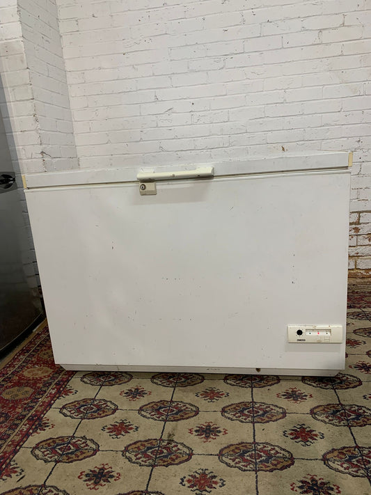 360L Zanussi Chest Freezer