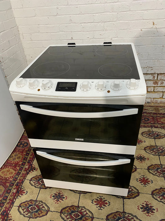 Zanussi 60 CM Electric Cooker With Oven/Grill For Sale
