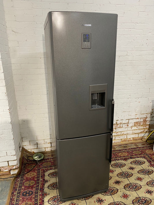 Samsung Grey Water Dispenser Fridge Freezer For Sale