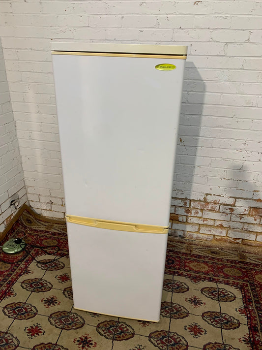 152 CM Tall Fridge Freezer For Sale