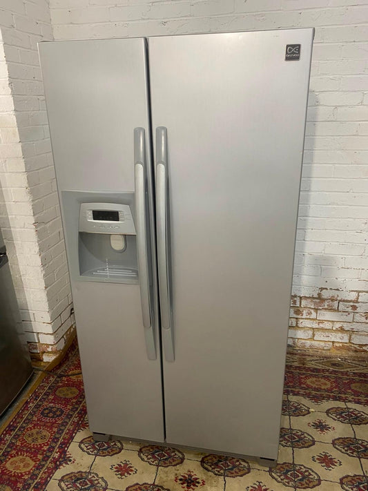 Daewoo Grey Double Door American Fridge Freezer