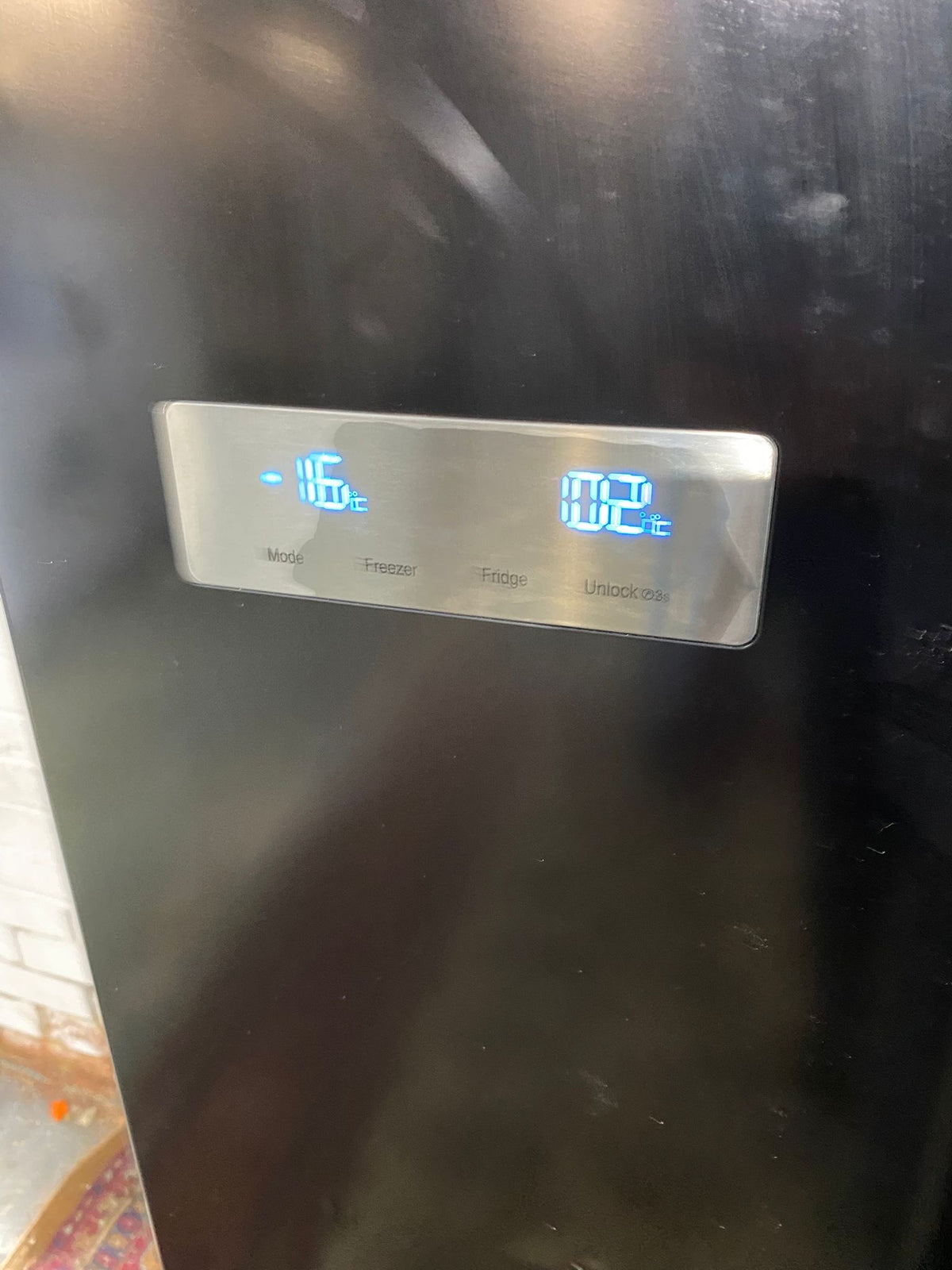 Hisense Black Double Door American Fridge Freezer