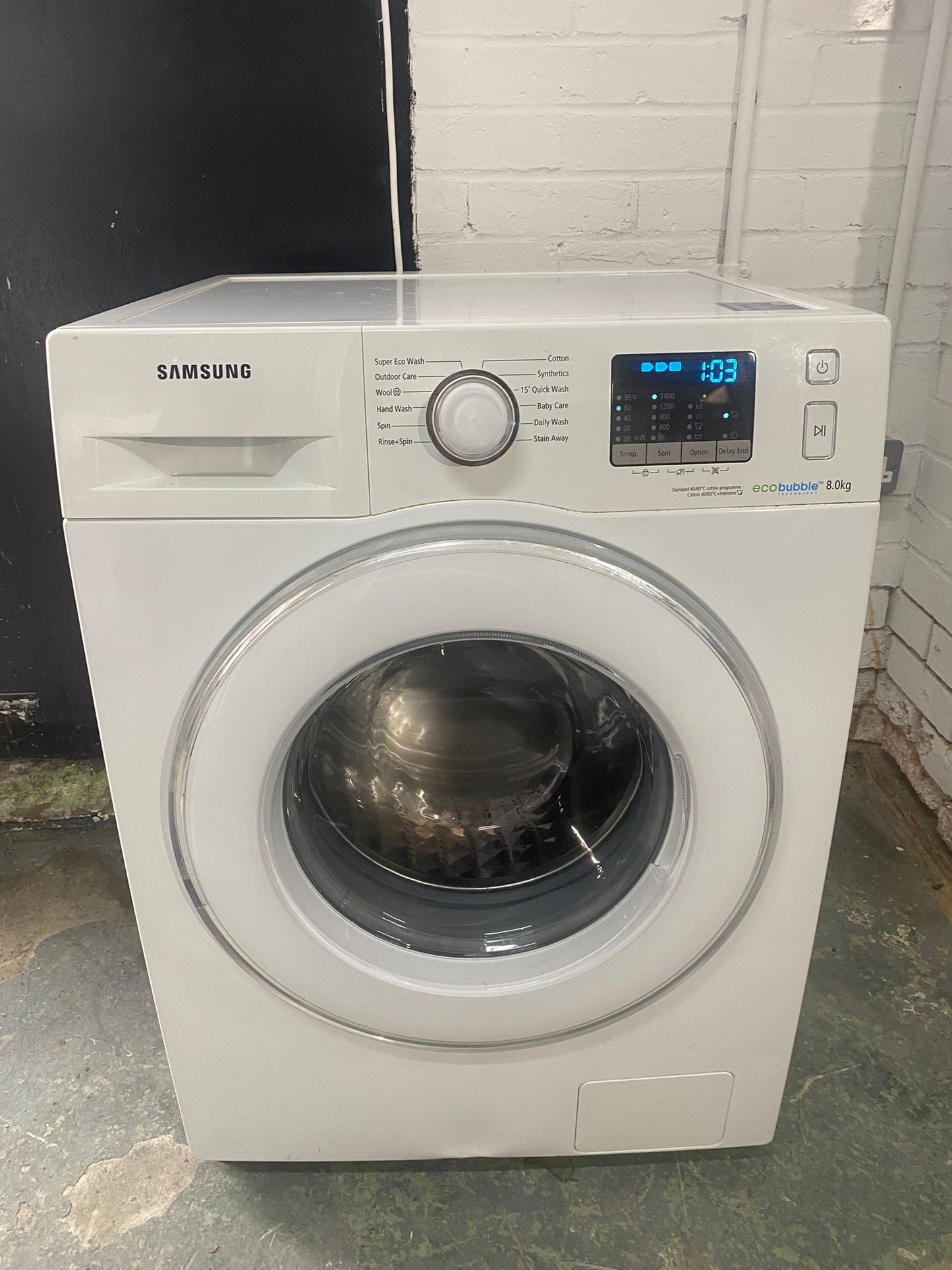 Samsung EcoBubble 8KG Washing Machine In White For Sale