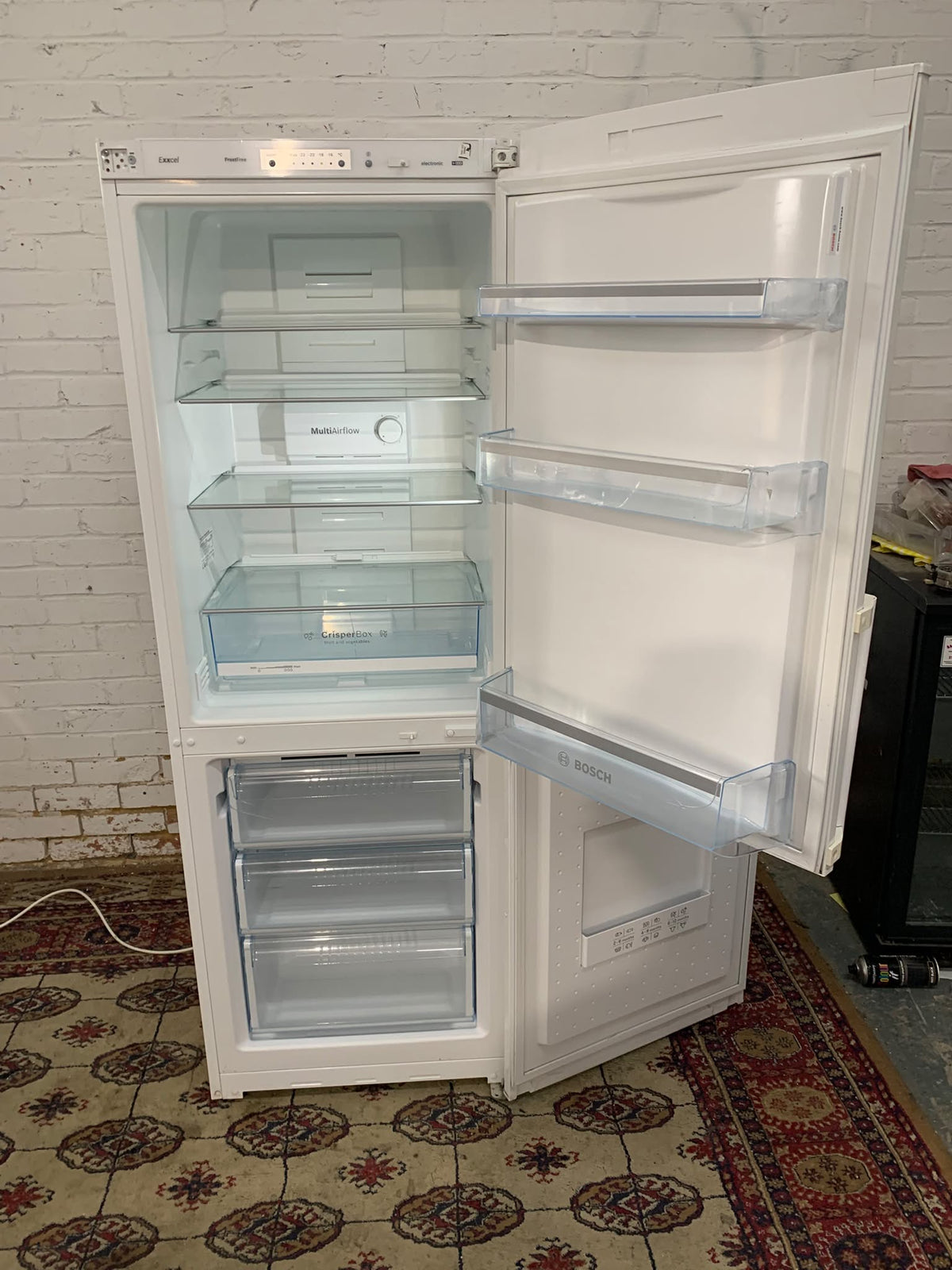 170CM Tall Bosch  White Fridge Freezer