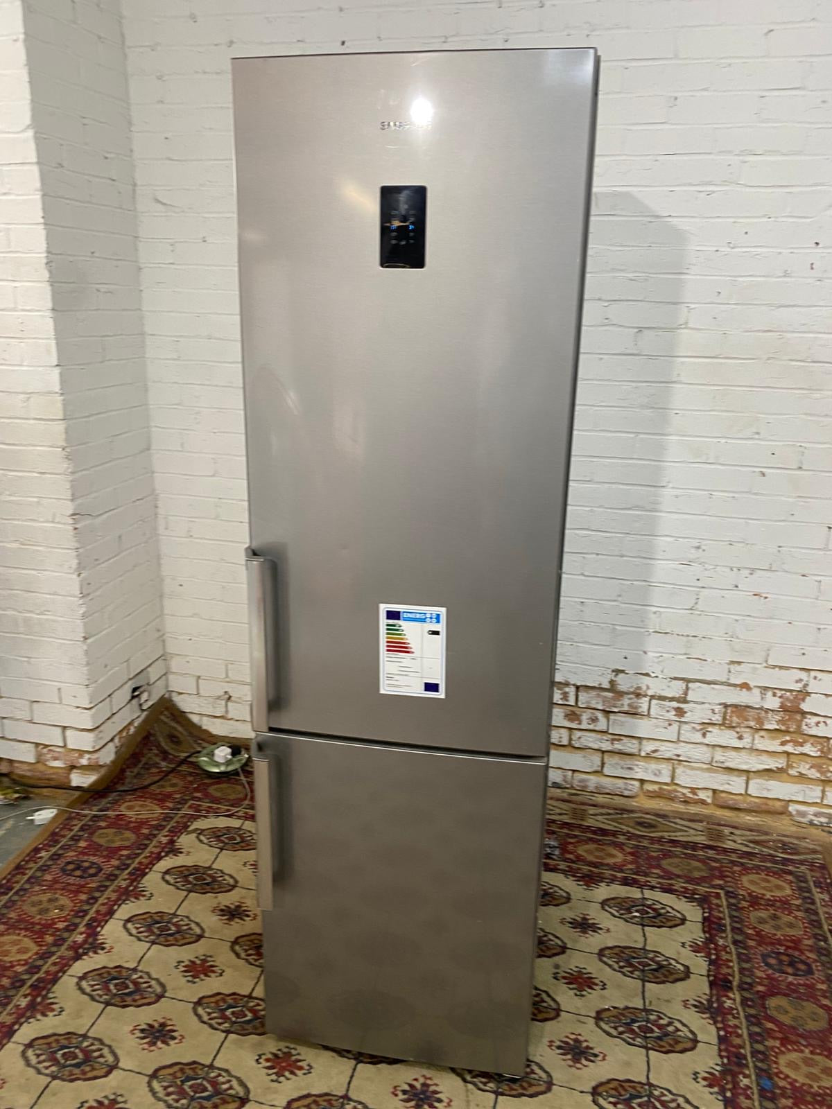 Samsung 2M Tall Digital Inverter Stainless Steel Fridge Freezer For Sale