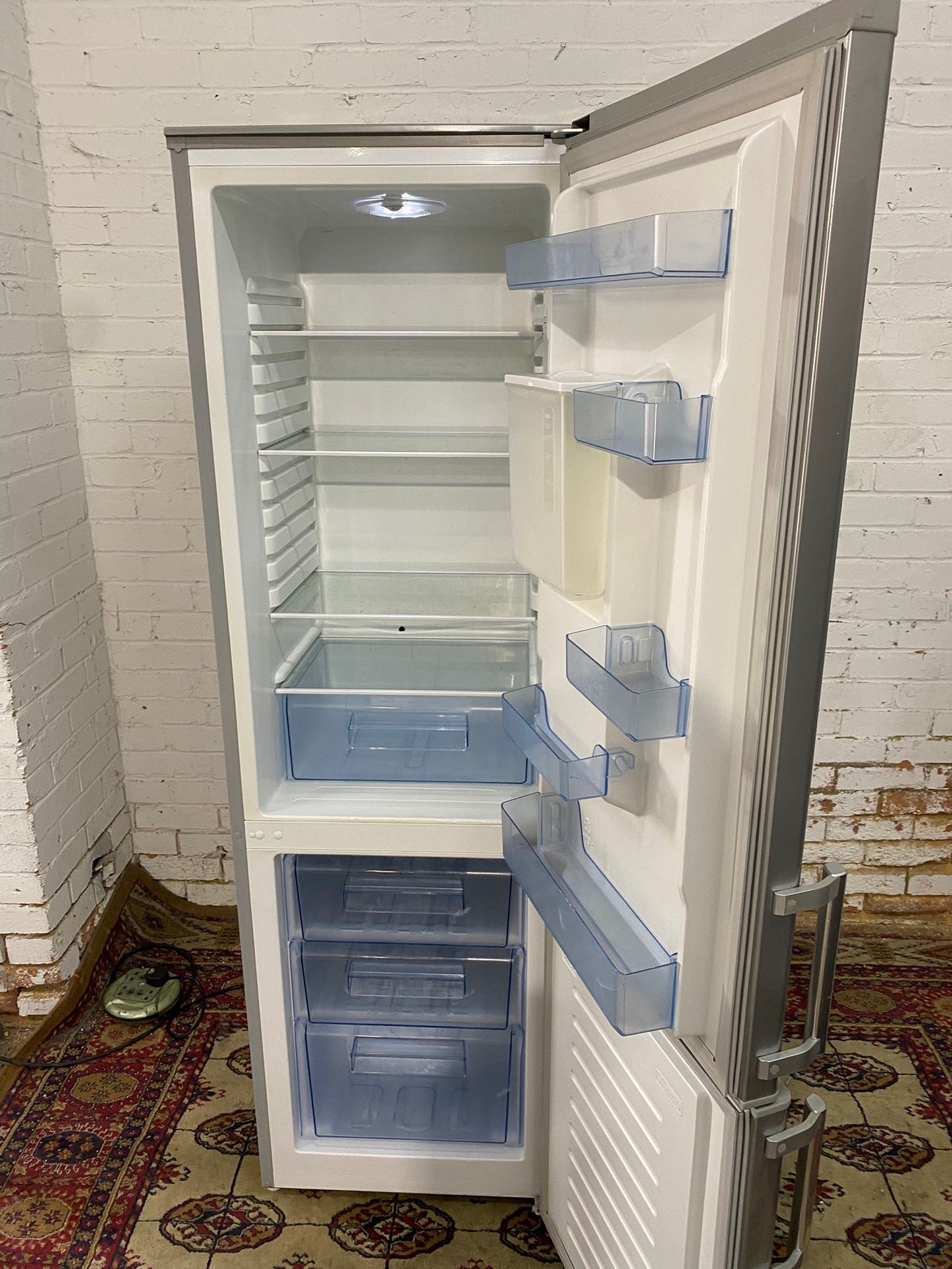 FridgeMaster Grey Water Dispenser Fridge Freezer For Sale