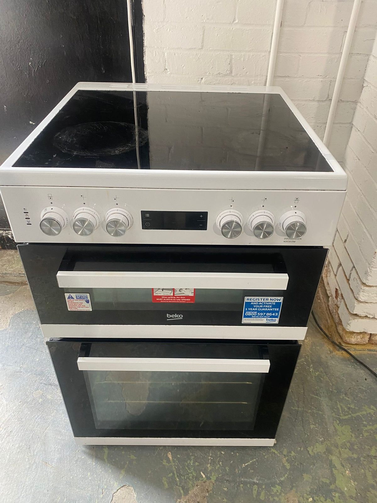 Beko White 60CM Electric Ceramic Cooker