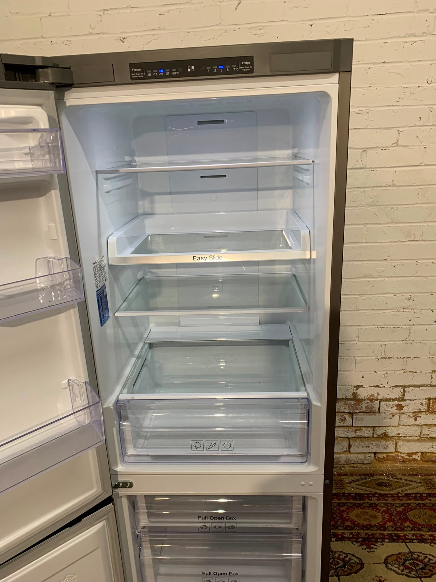 Samsung  Grey Digital Inverter Fridge Freezer For Sale