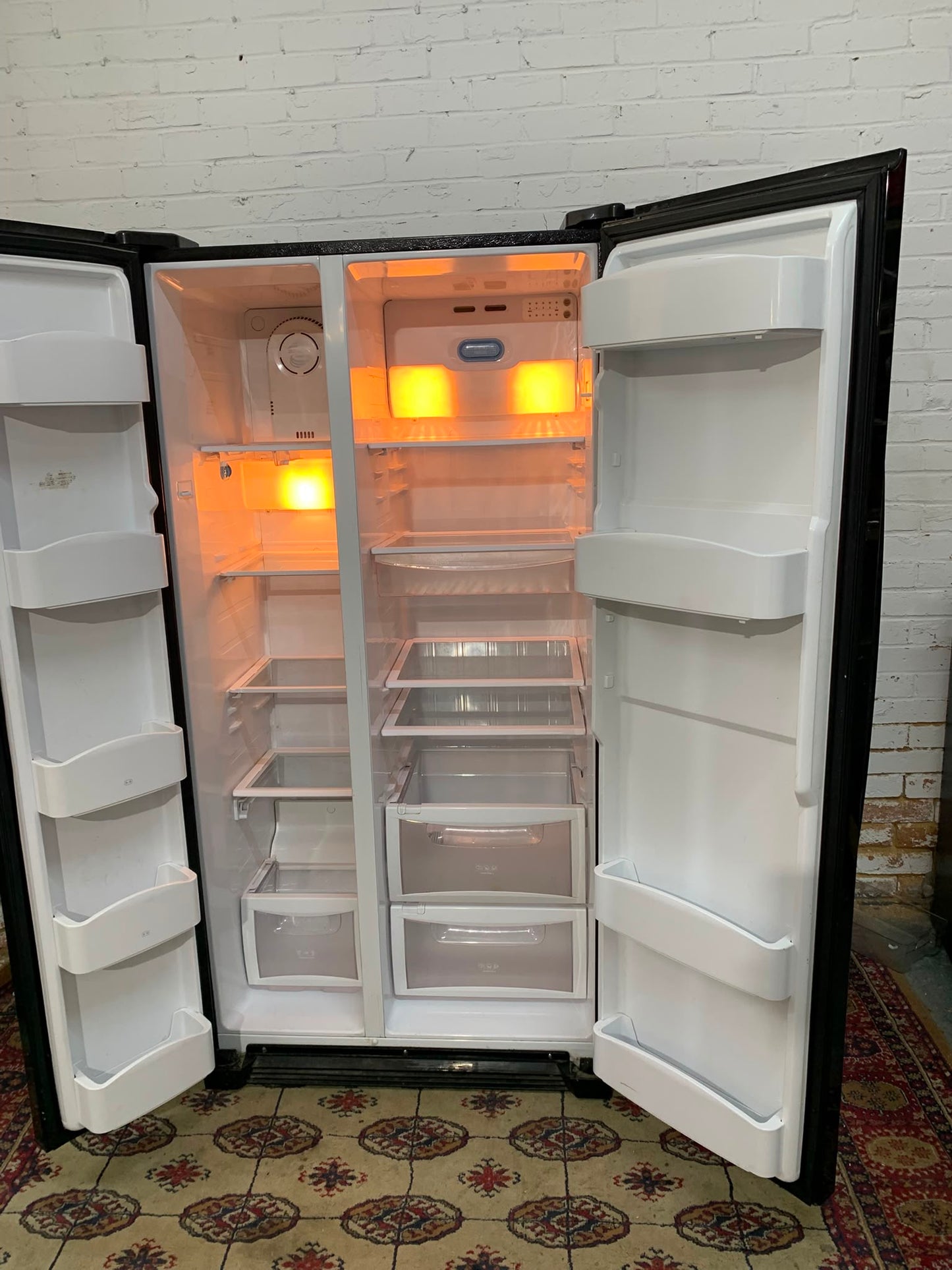 ✅🚚Daewoo Black Non Plumb American Fridge Freezer For Sale