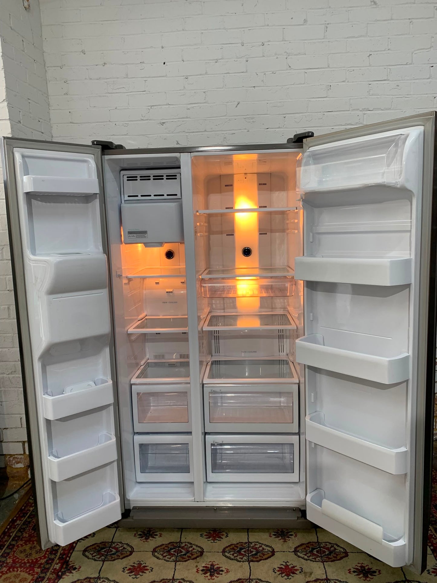 Samsung Plumb In With Icemaker American Fridge Freezer For Sale