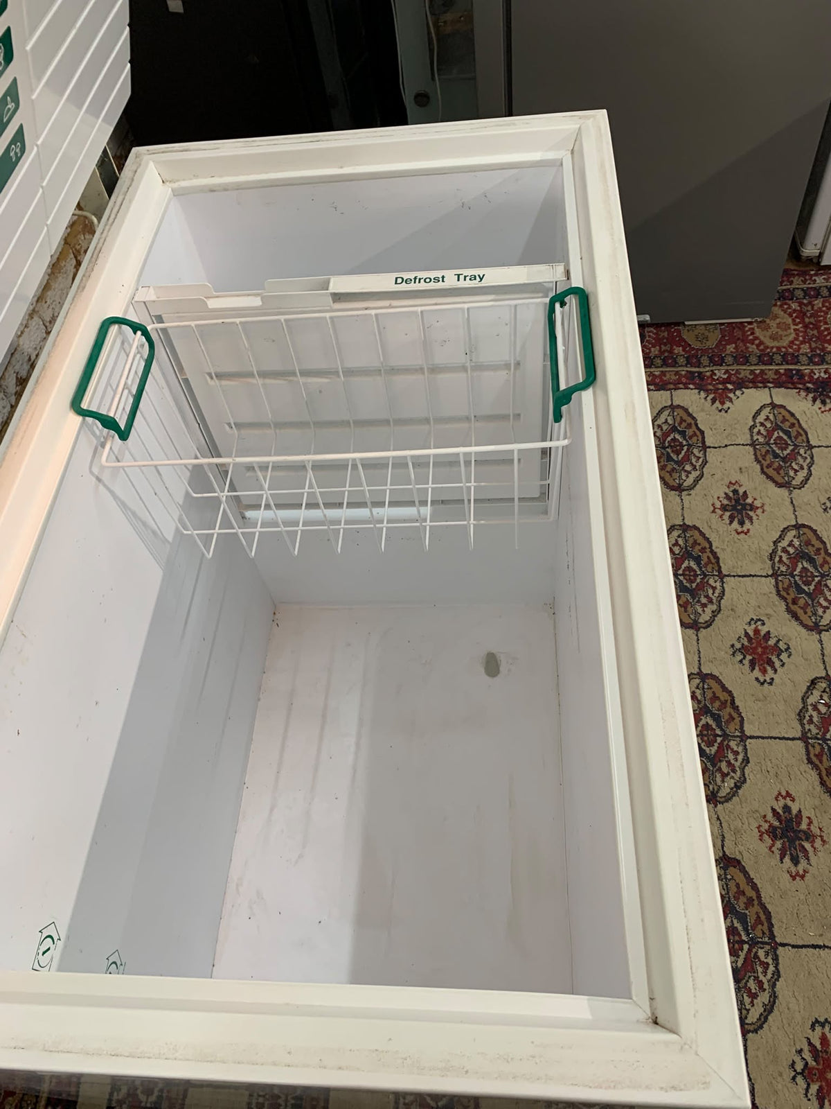 290L Chest Freezer Frost Free
