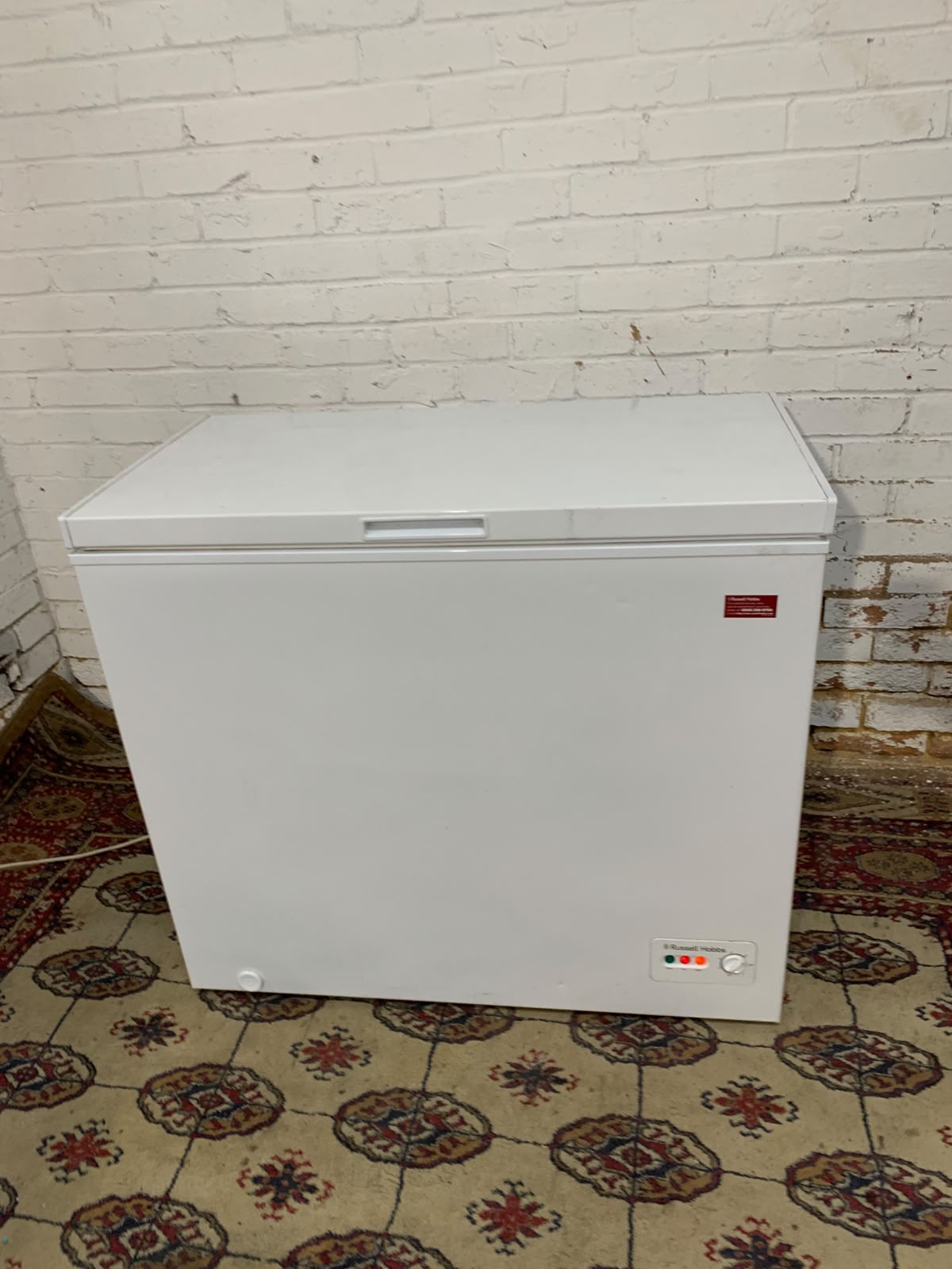 Russell’s Hobbs 200L Chest Freezer For Sale