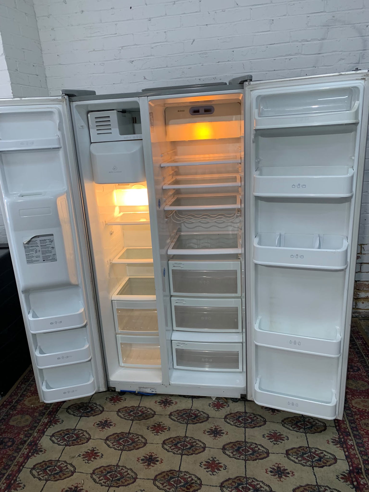 LG Double Door American Plumb In Fridge Freezer
