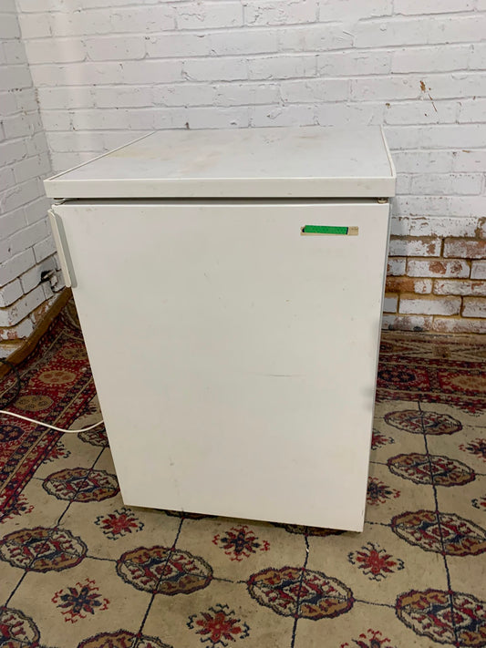 UnderCounter Fridge & Freezer On Top For Sale