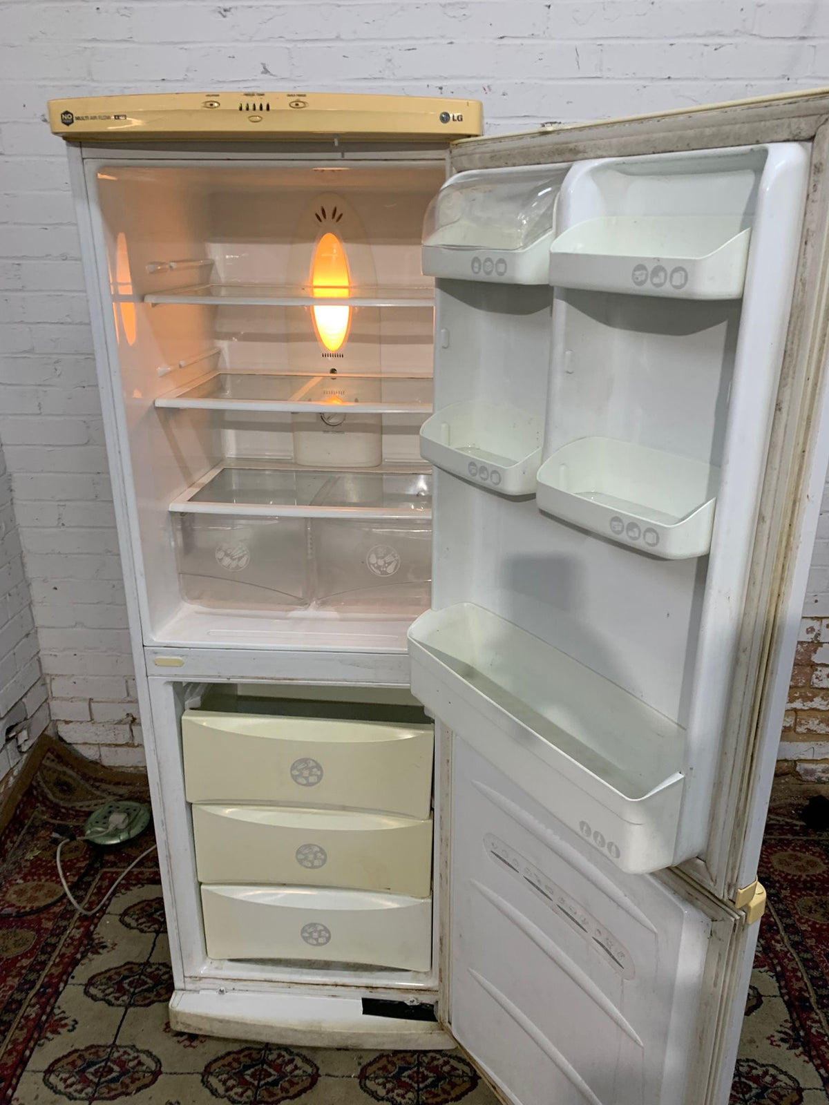 LG Fridge Freezer
