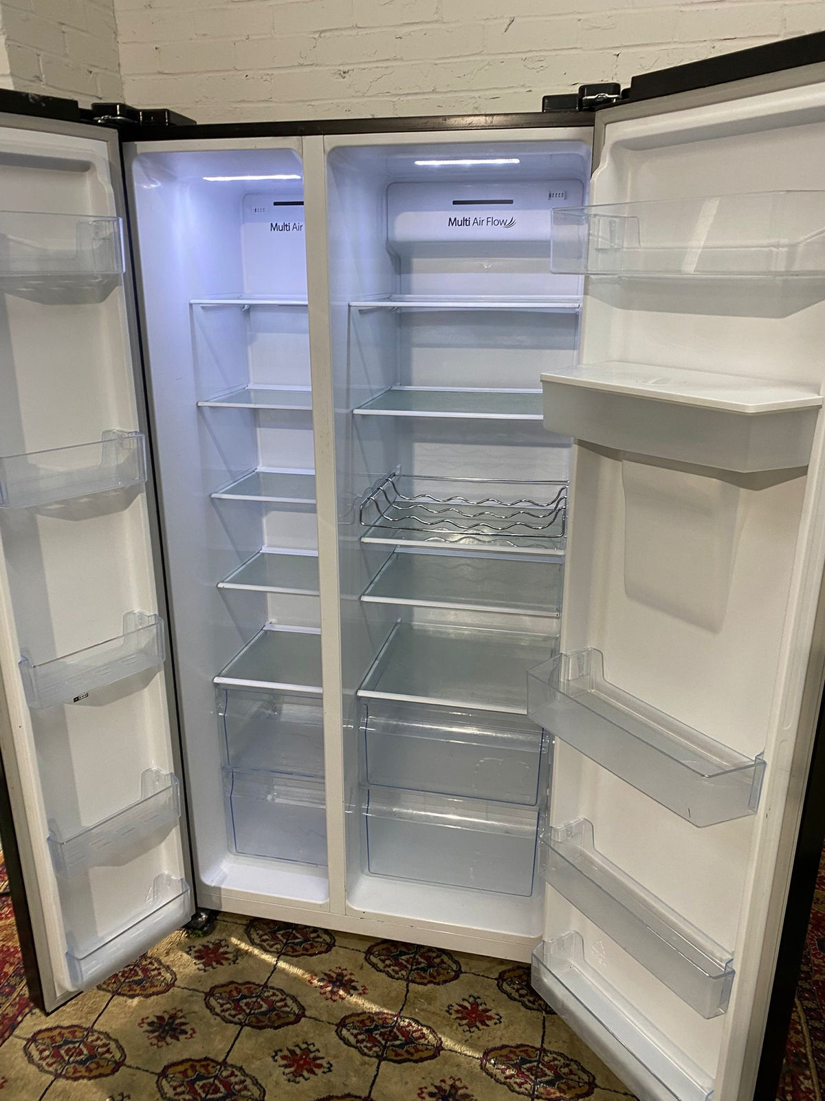 Hisense Black Double Door American Fridge Freezer