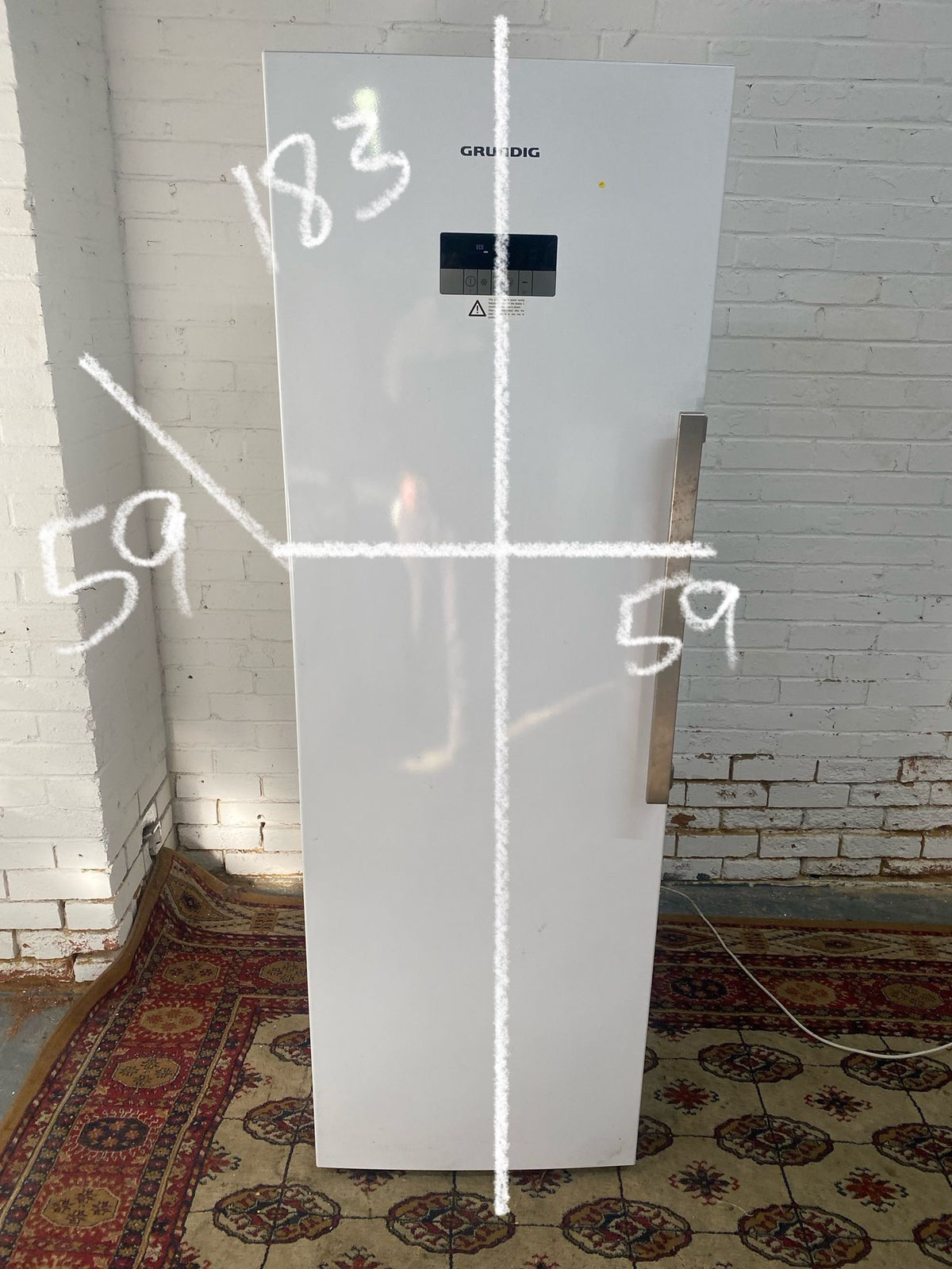 185CM Tall Grundin Standing Freezer