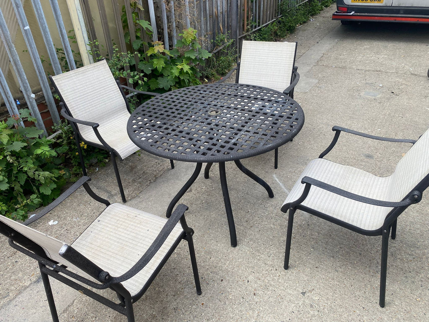 Garden Patio Set Round Table With 4 Chairs For Sale