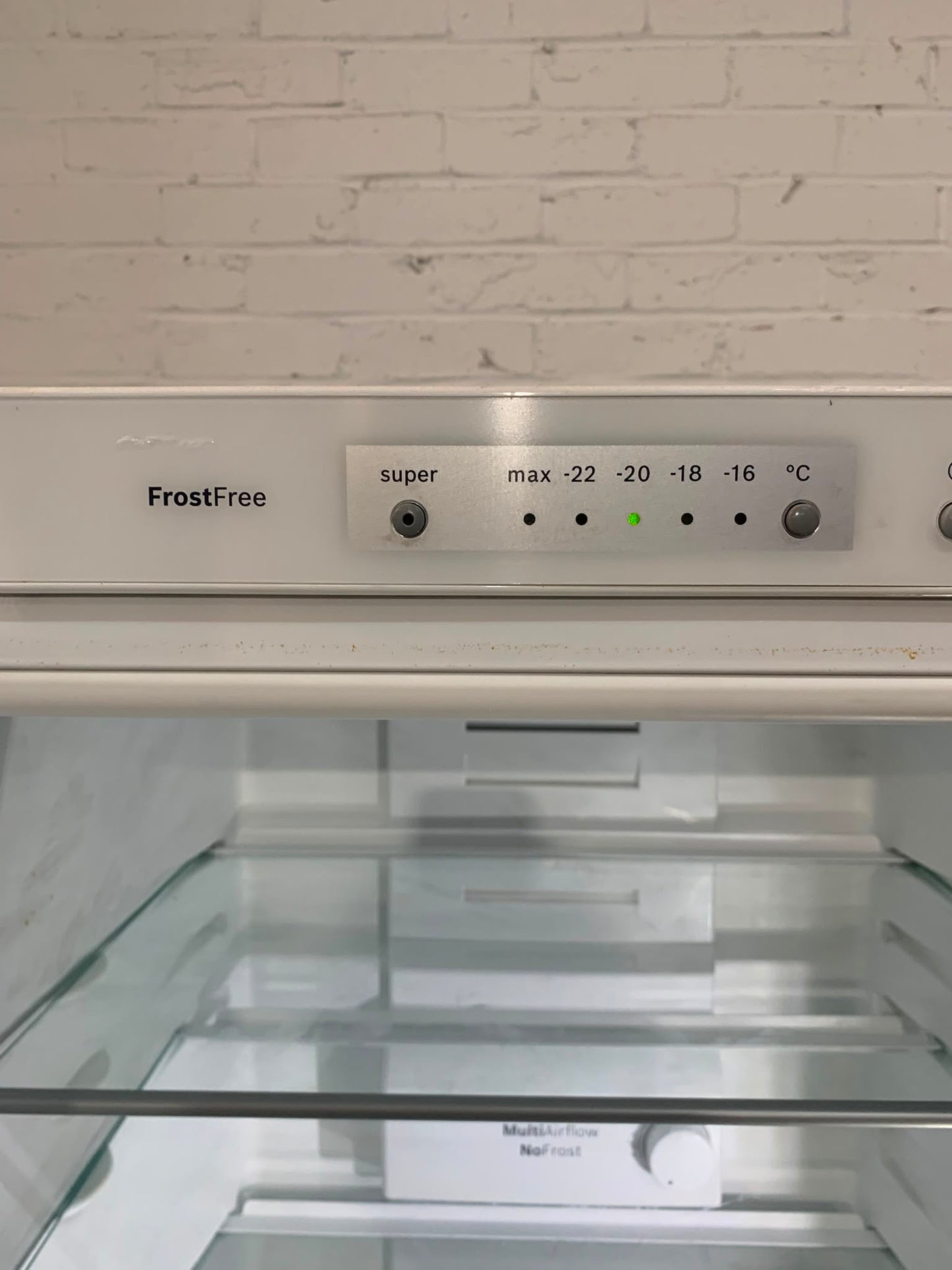 Bosch 170CM Tall Fridge Freezer For Sale Works