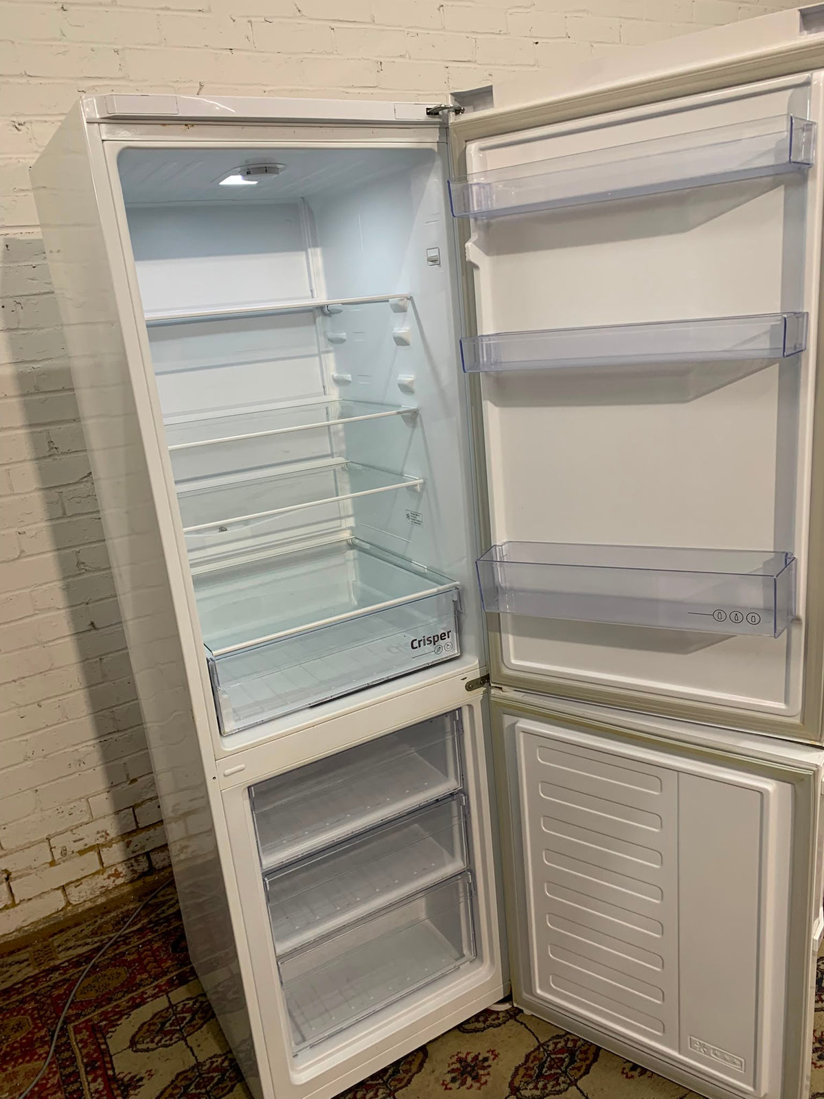 184CM Tall Beko Fridge Freezer For Sale