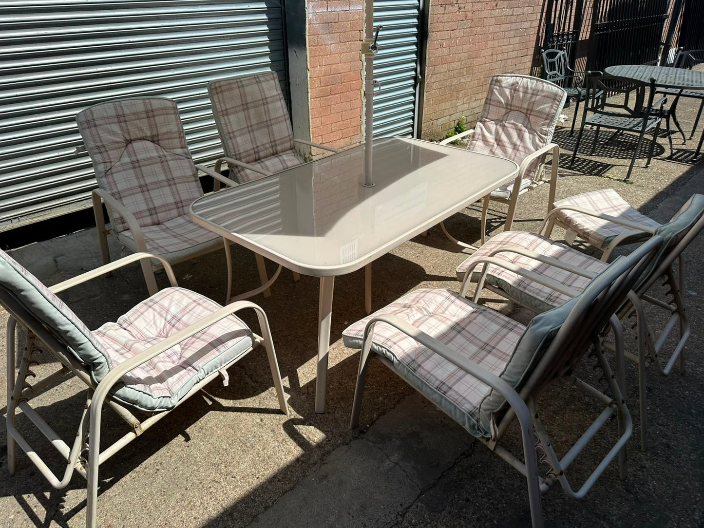 Garden 8 Seater & Umbrella Set For Sale