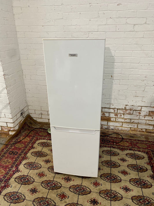 FridgeMaster Medium Fridge Freezer For Sale