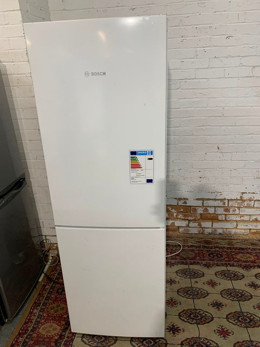 Bosch 175CM Tall White Fridge Freezer For Sale