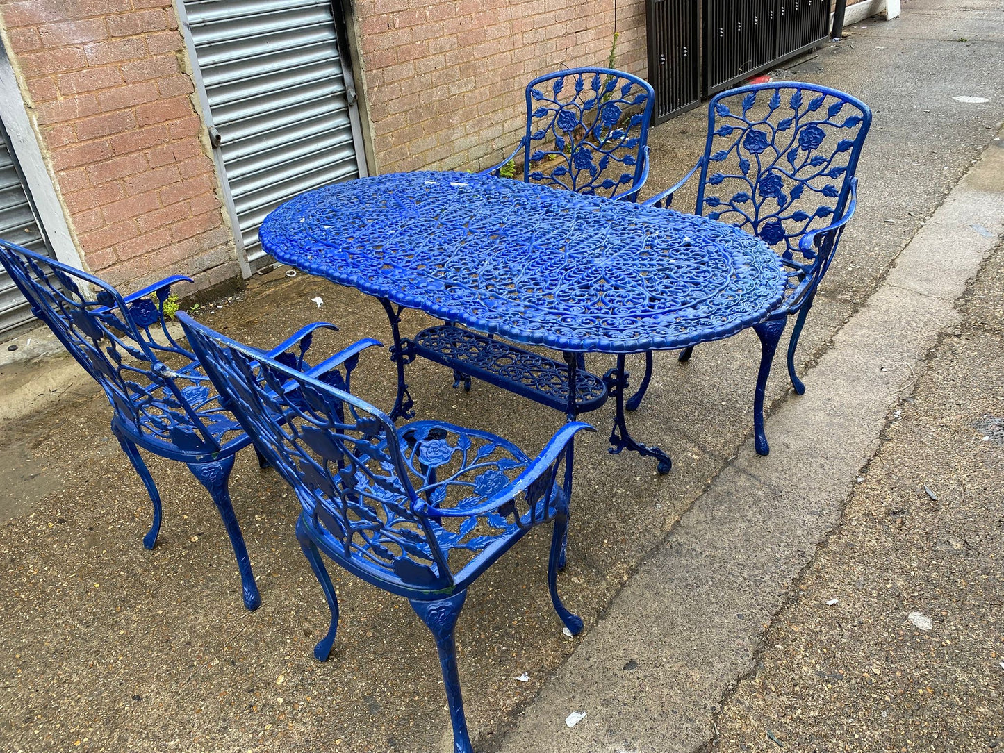 Vintage Garden Table With 4 Chairs For Sale