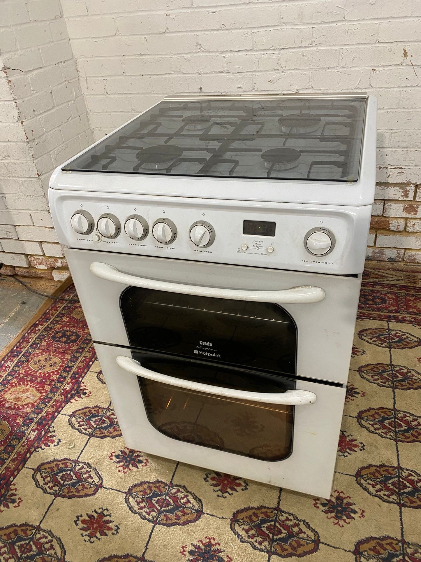 HotPoint 60 CM Gas Cooker With Oven/Grill For Sale