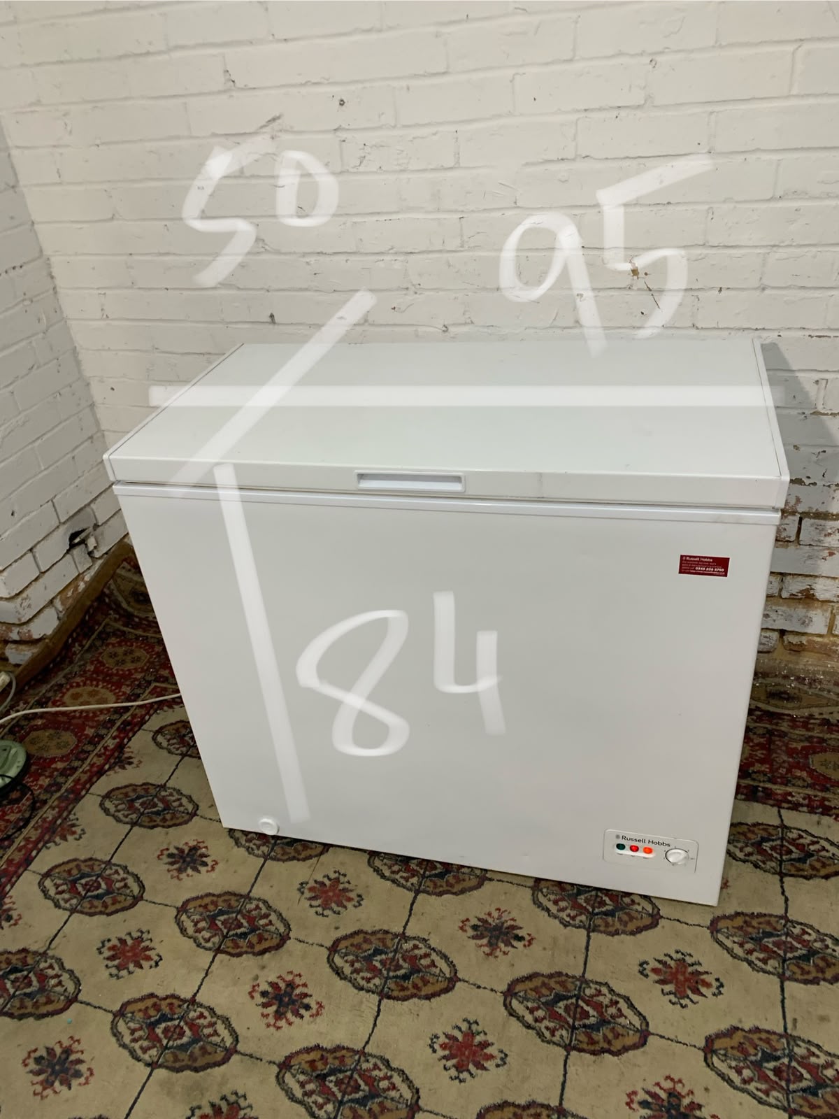 Russell’s Hobbs 200L Chest Freezer For Sale