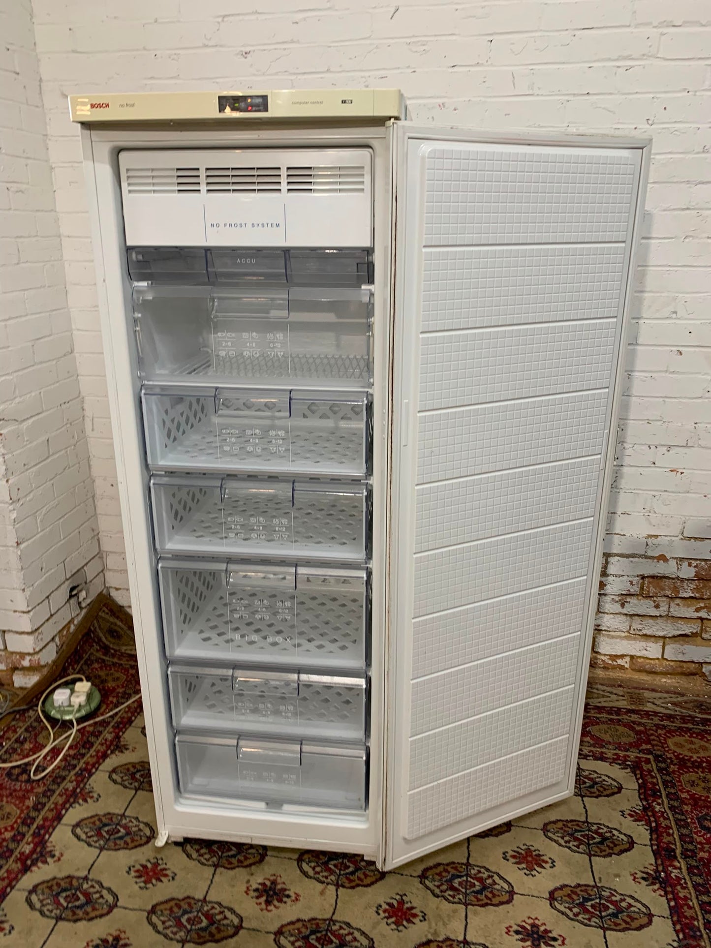 Tall Bosch Standing Freezer For Sale