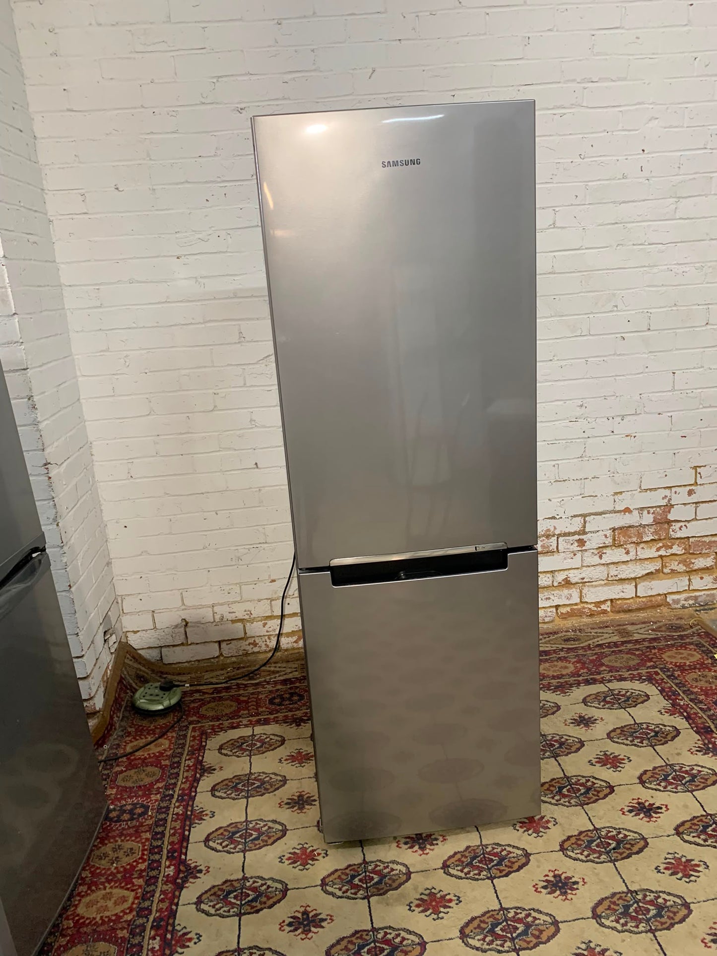 Samsung  Grey Digital Inverter Fridge Freezer For Sale