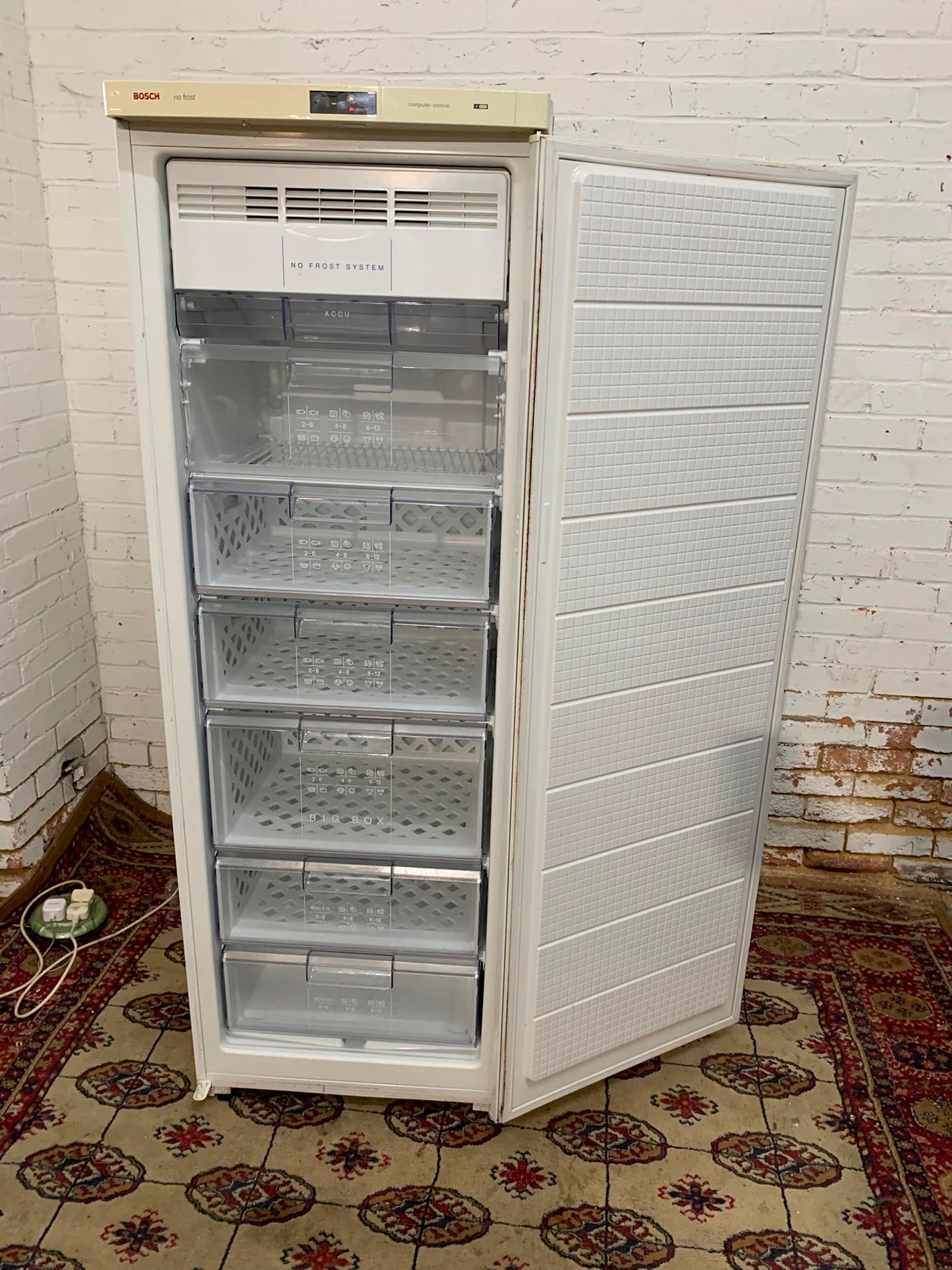 Tall Bosch Standing Freezer For Sale