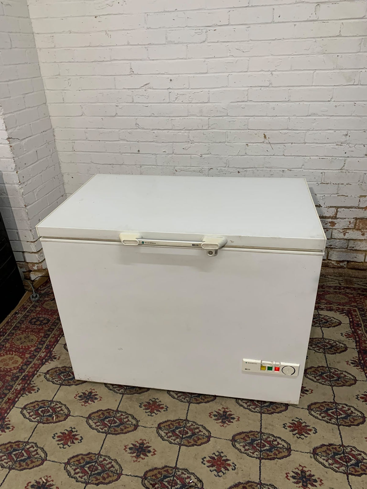 290L Chest Freezer Frost Free