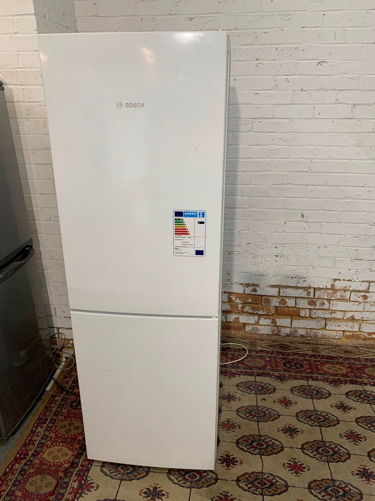 Bosch 175CM Tall White Fridge Freezer For Sale