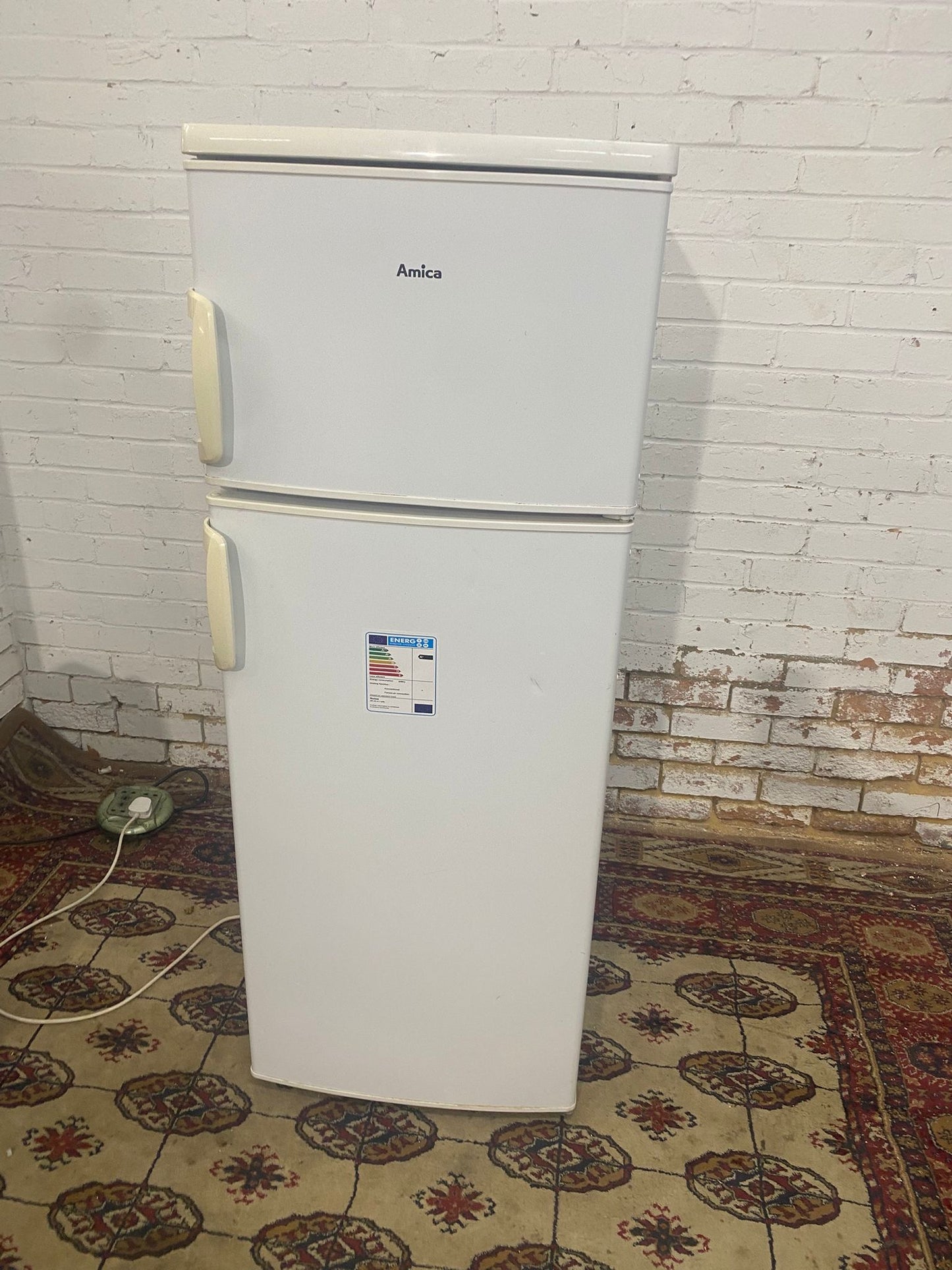 Amica Fridge & Freezer On Top For Sale