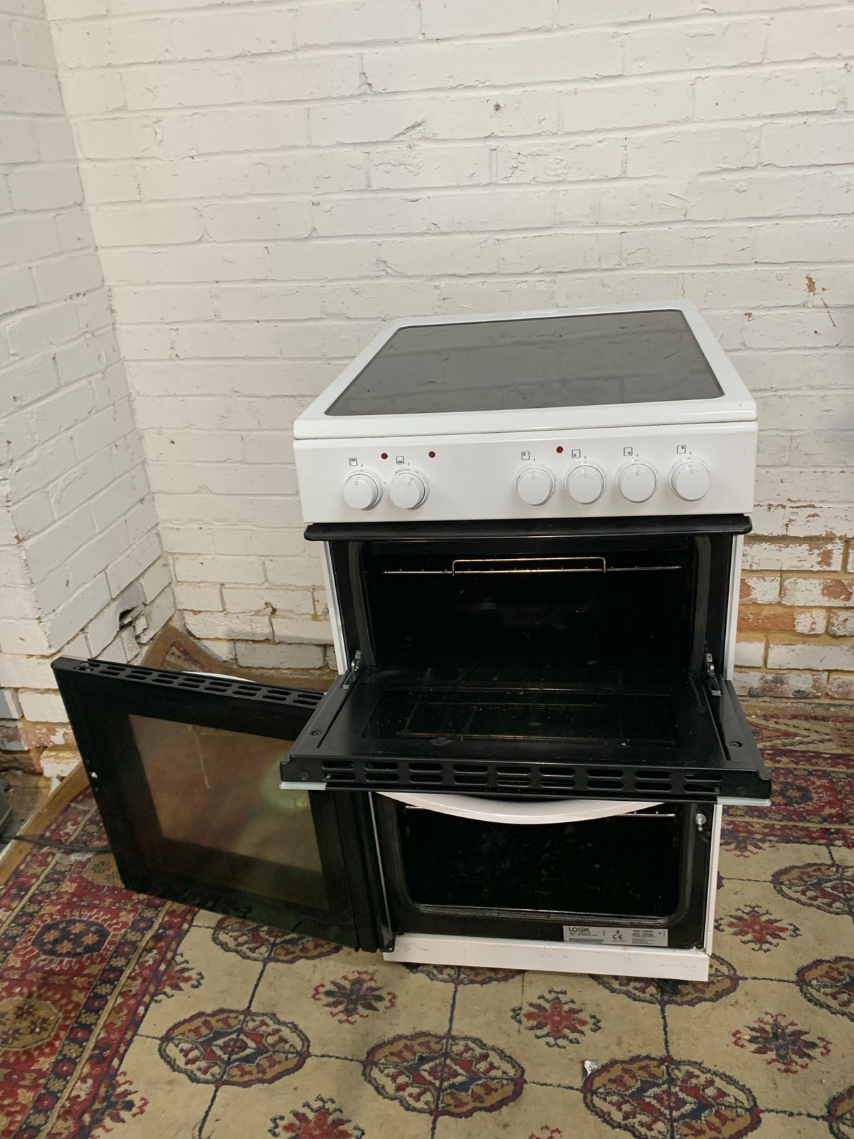 Logik 50CM Electric Ceramic Cooker
