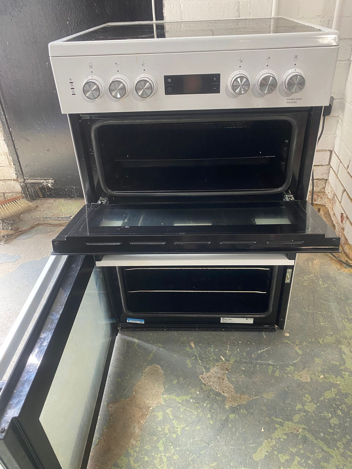 Beko White 60CM Electric Ceramic Cooker
