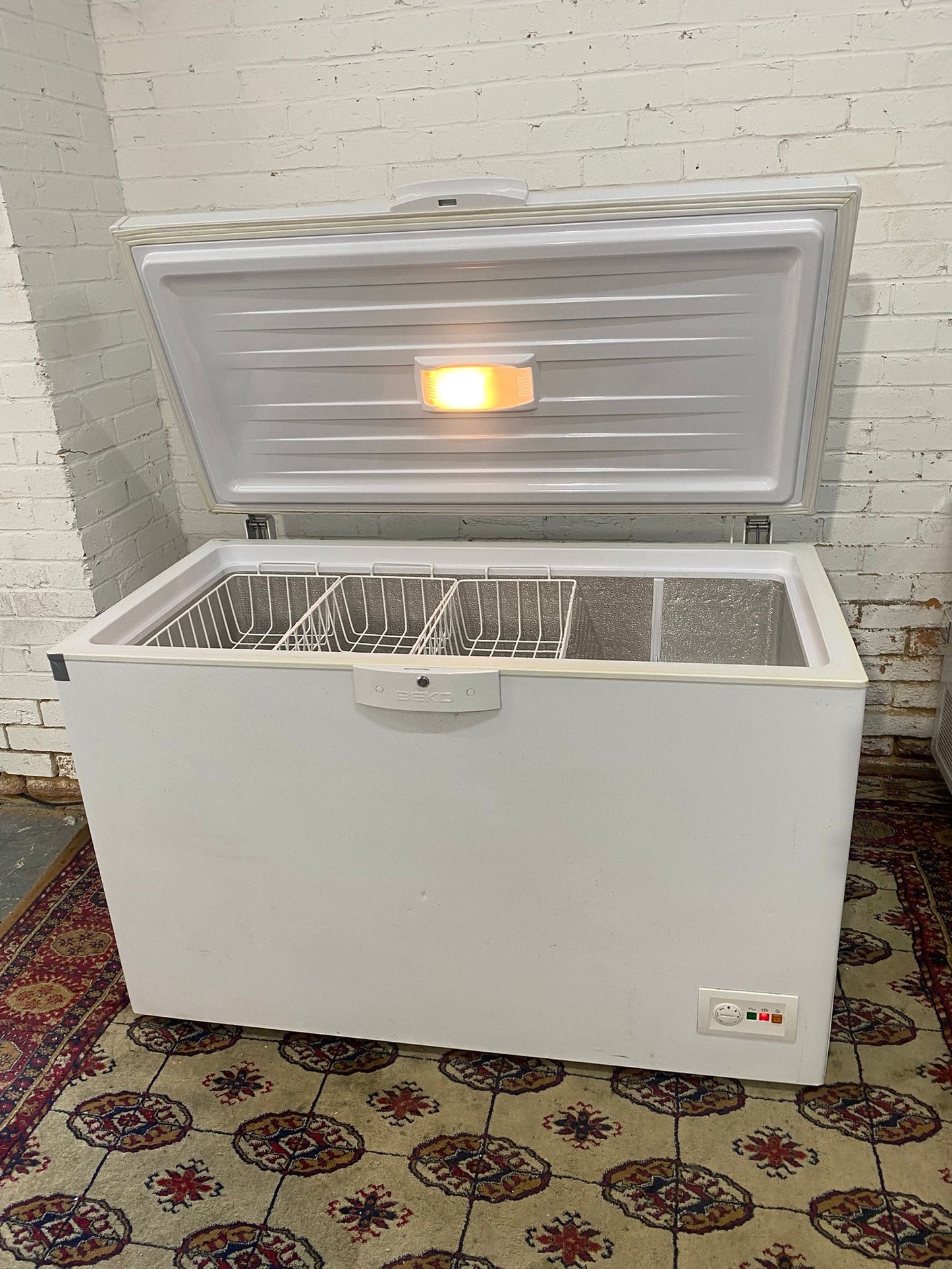 🚚Beautiful Commercial 380L Chest Freezer Frost Free For Sale