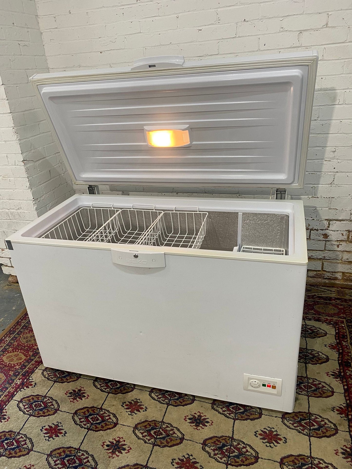 🚚Beautiful Commercial 380L Chest Freezer Frost Free For Sale