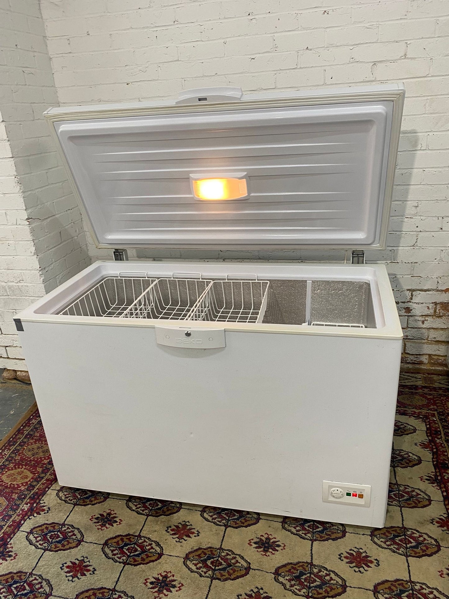 🚚Beautiful Commercial 380L Chest Freezer Frost Free For Sale