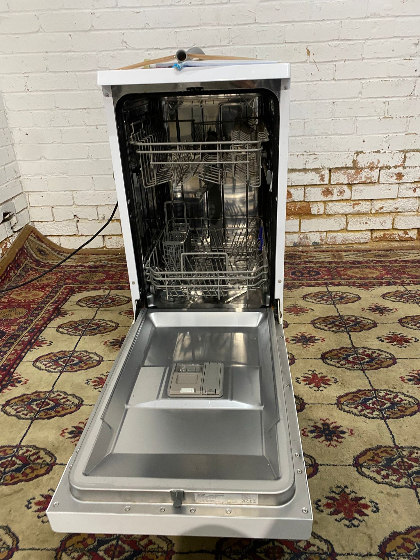 🚚FREE DELIVERY Logik SlimLine Dishwasher For Sale