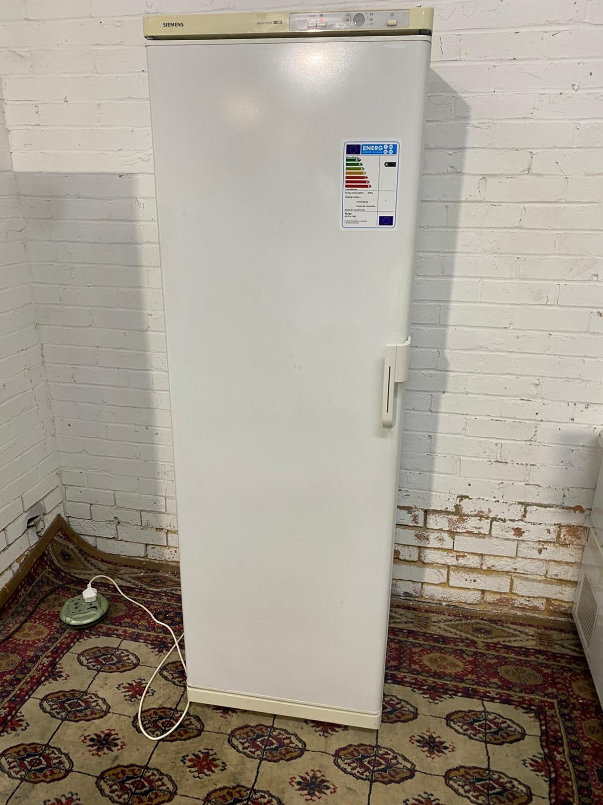 Siemens Full Size 185CM Frost Free Standing Freezer Only For Sale