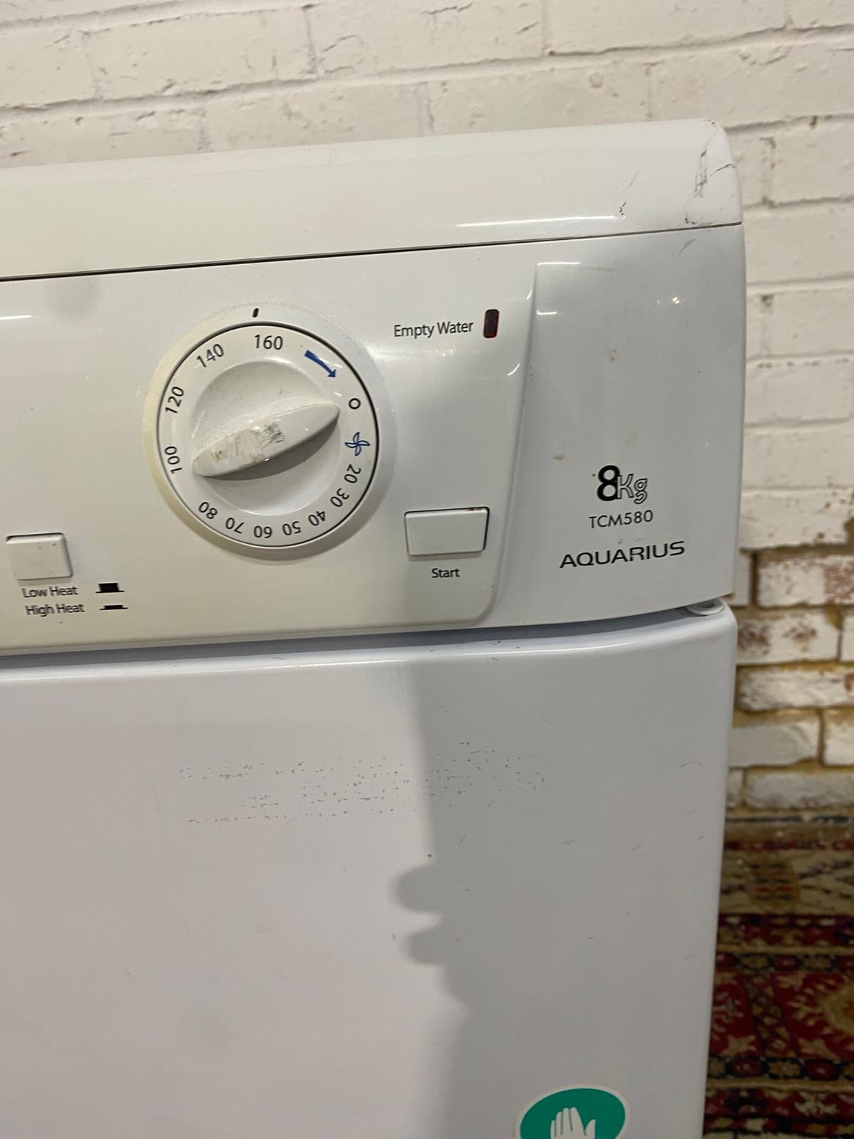 Hotpoing 8KG Condenser Dryer For Sale