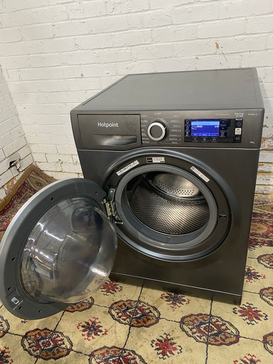 Beautiful HotPoint Mat Black 10KG Washing Machine For Sale