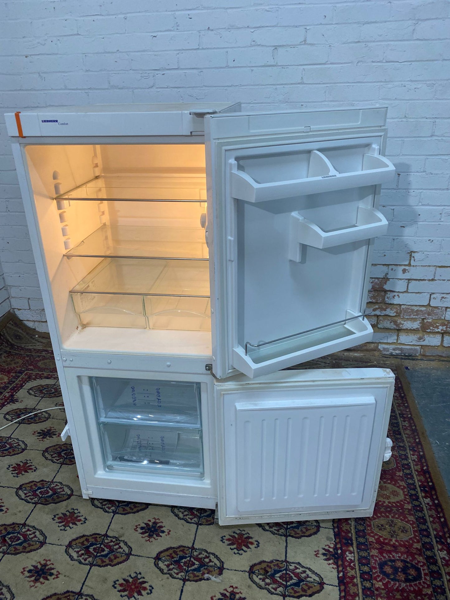 Liebherr Medium Fridge Freezer For Sale