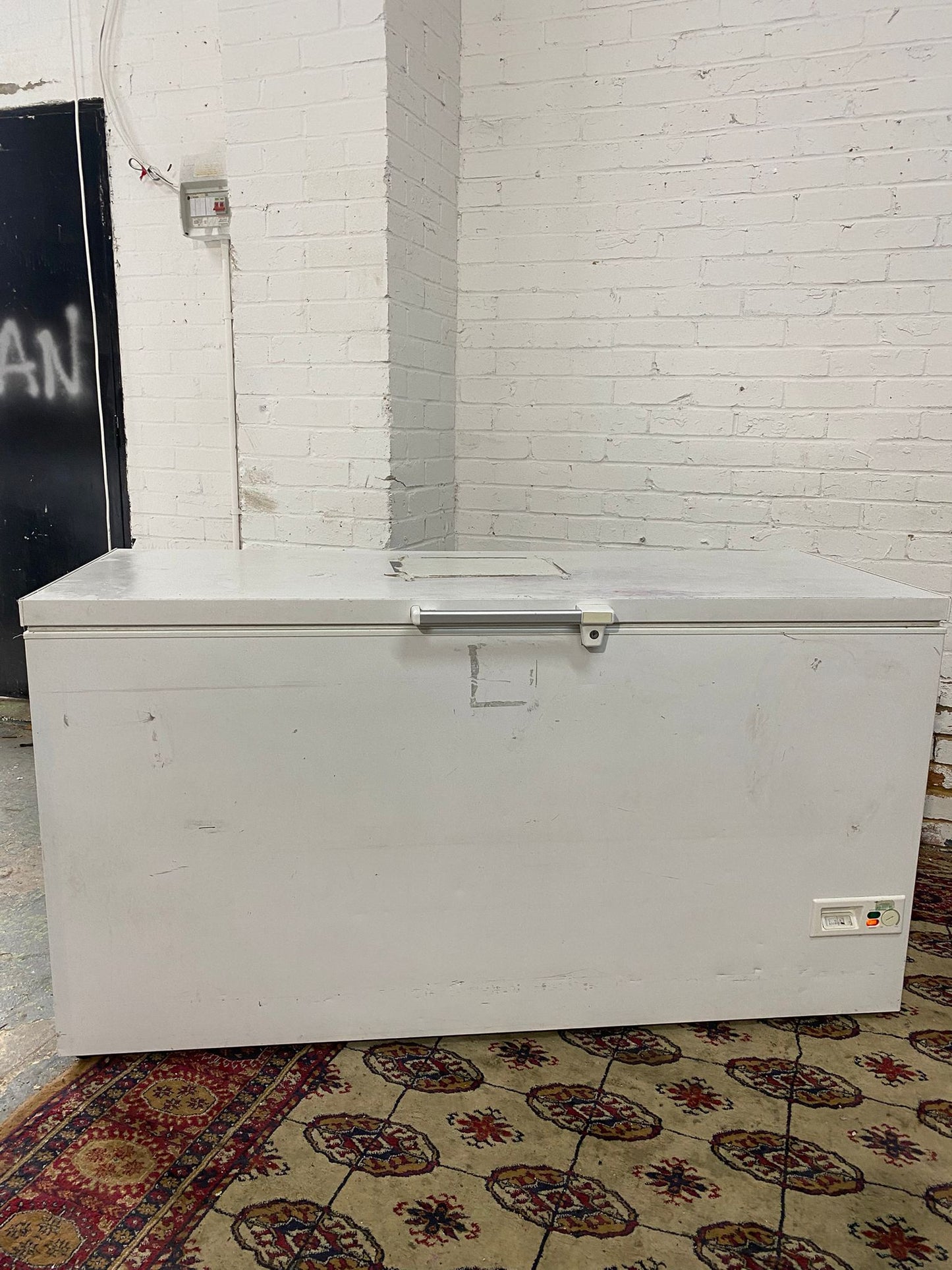 🚚Beautiful Commercial 400L Chest Freezer Frost Free Technology For Sale